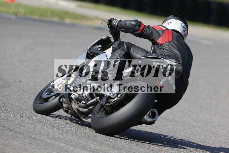 /44 09.08.2025 Plüss Moto Sport ADR/Einsteiger/575